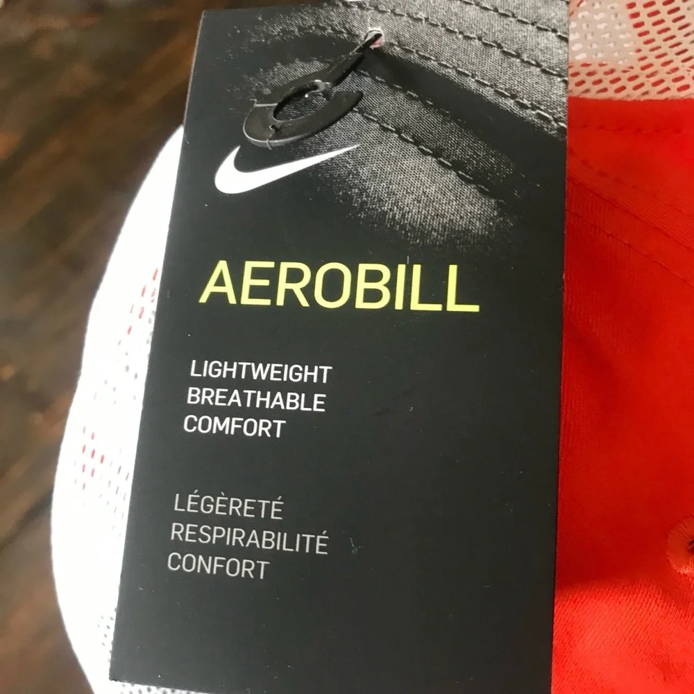 Nike new tags